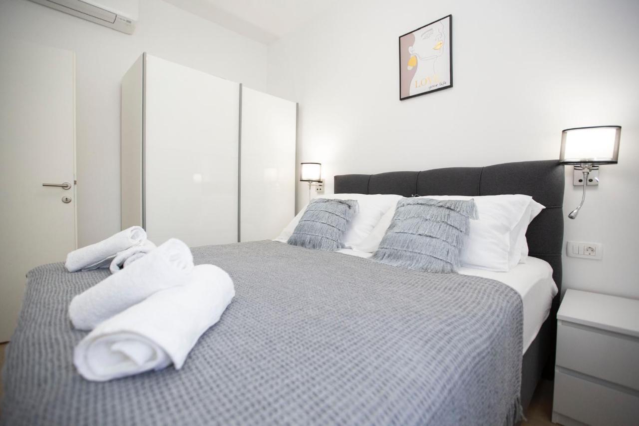 Triple A Appartement Split Buitenkant foto